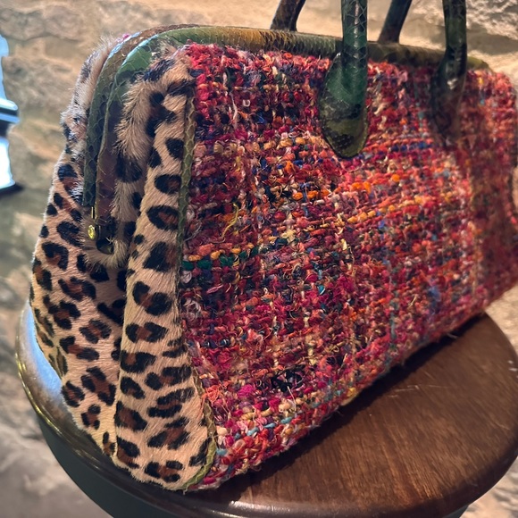 Chic Multicolor Tweed Satchel - Picture 2 of 5